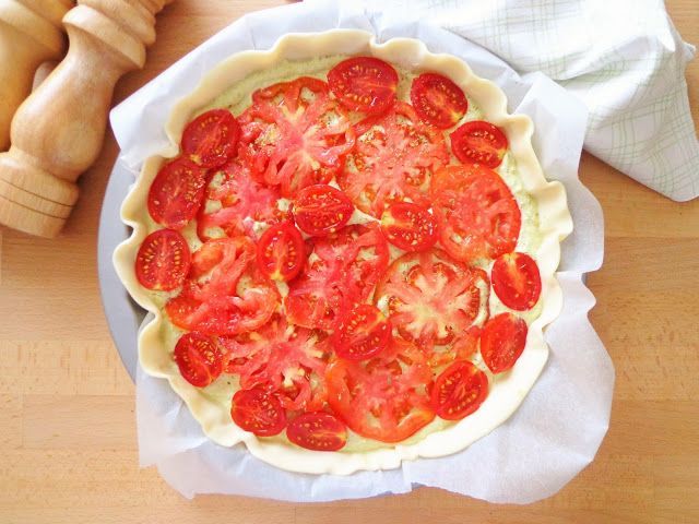 Wytrawna tarta z pomidorami