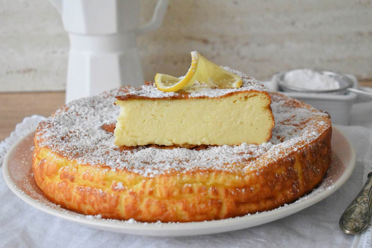 Przepis na wloski sernik Migliaccio z Neapolu