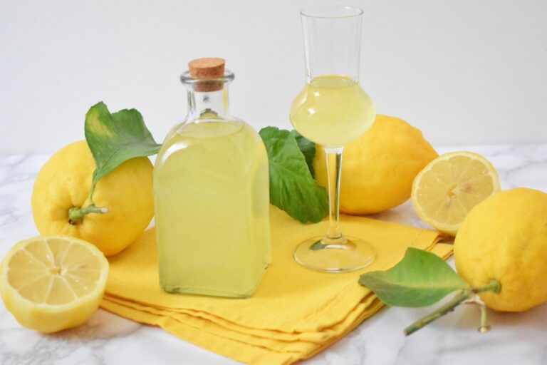 Przepis na wloski likier cytrynowy