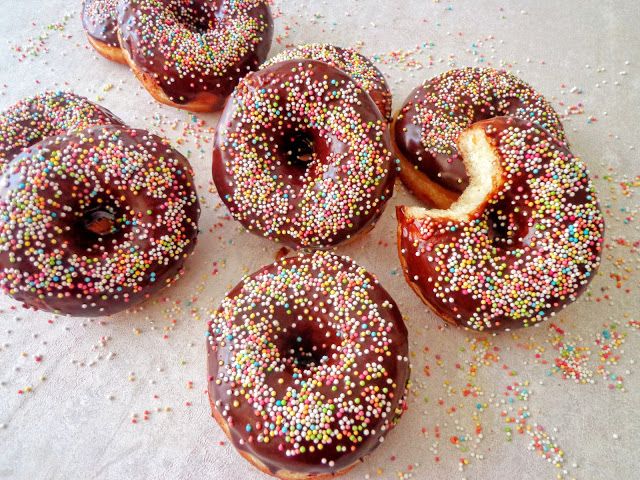 Donuts amerykańskie pączki