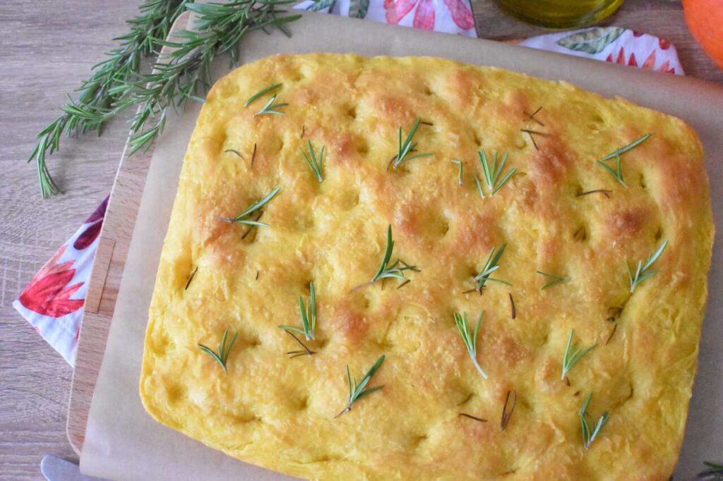 Focaccia z dynia i rozmarynem