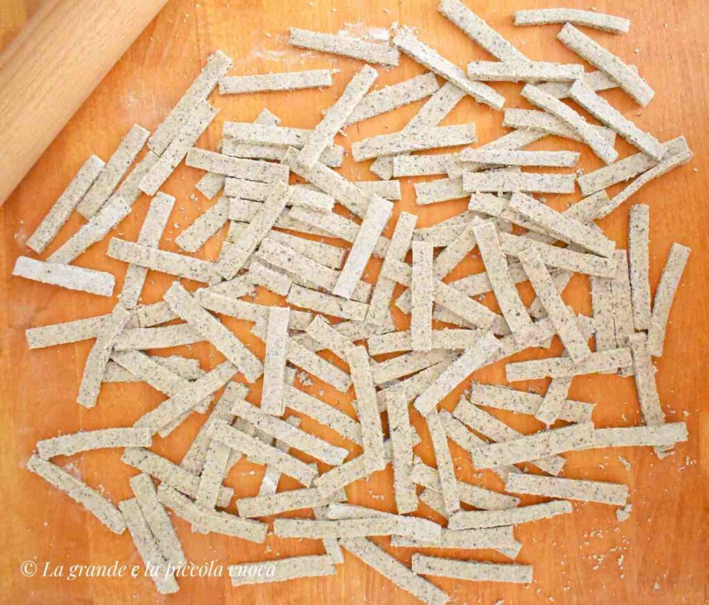 Domowy makaron gryczany "Pizzoccheri"