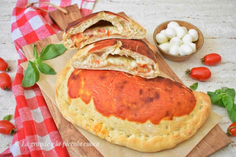 Włoskie calzone z szynką