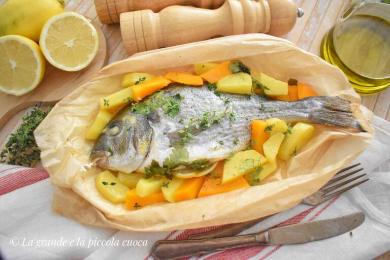 Dorada pieczona w pergaminie