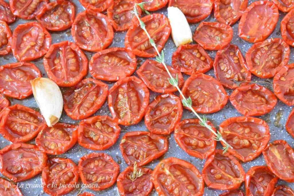 Pieczone pomidorki z ziolami