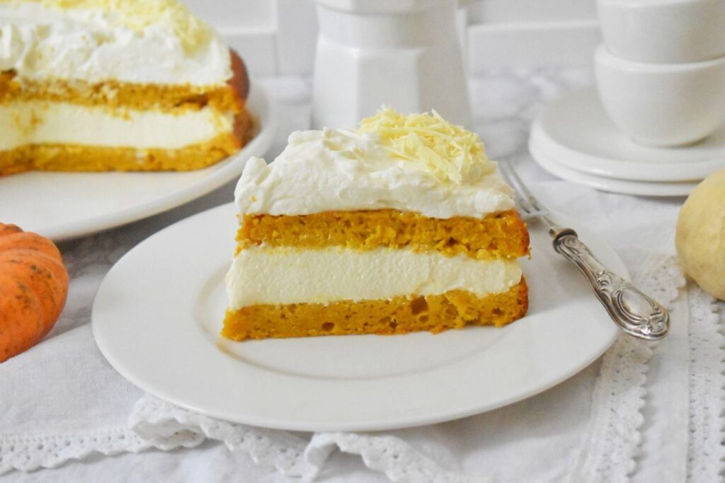 Tort dyniowy z mlecznym kremem
