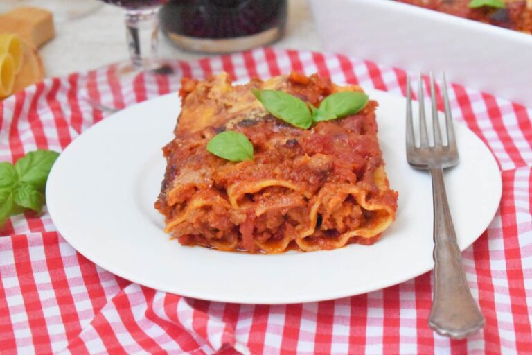 Przepis na cannelloni z sosem bolonskim