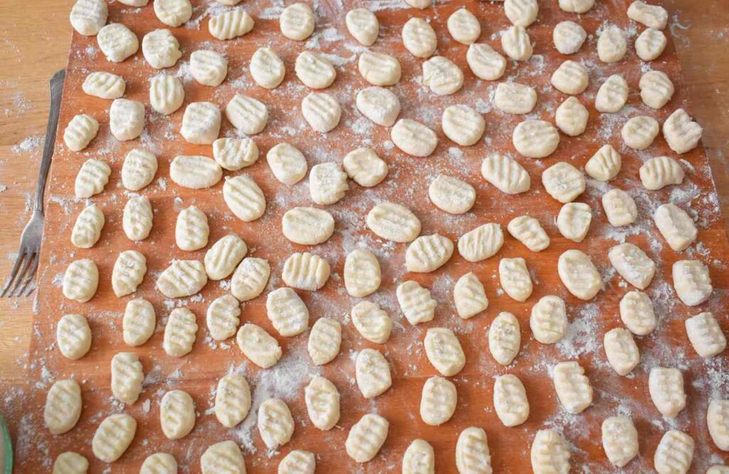 Jak przygotowac kluski serowe bez ziemniakow