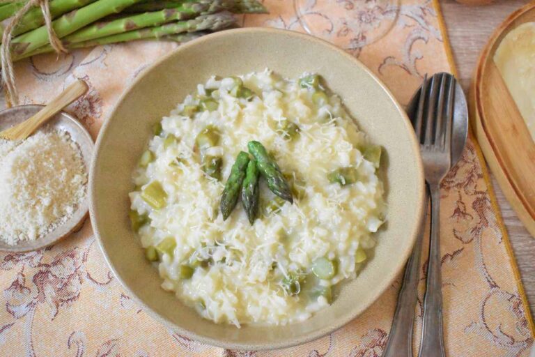 Jak przygotowac kremowe risotto szparagowe