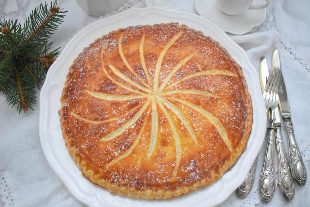 Przepis na francuska tarte z migdalami