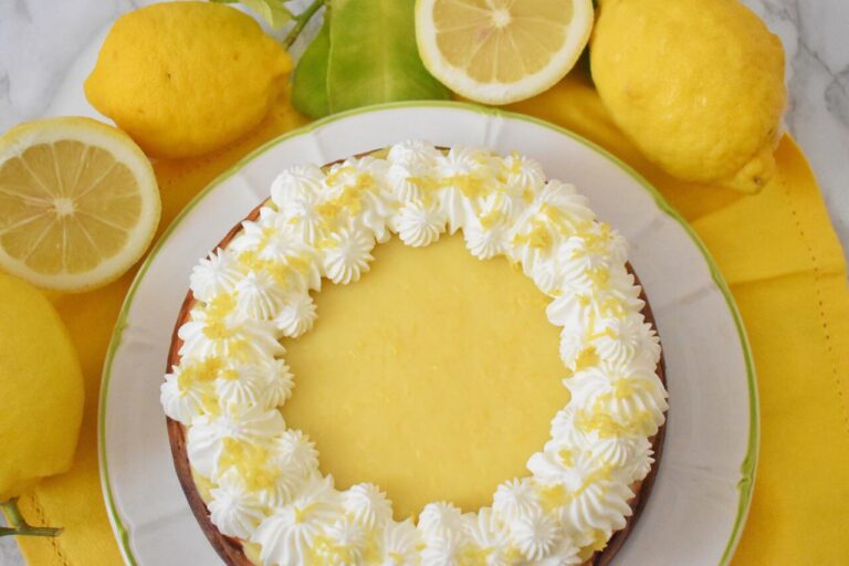 Przepis na cytrynowy sernik z lemon curd