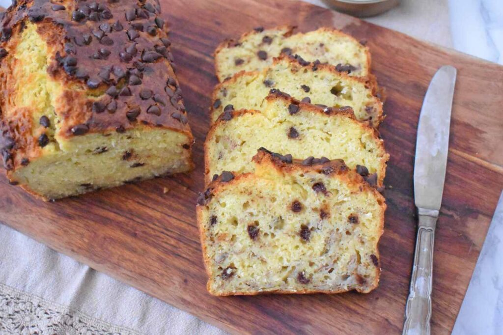 Prosty przepis na chlebek bananowy z czekolada i kokosem