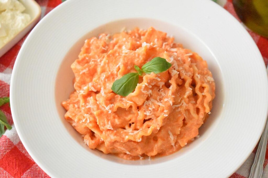 Prosty przepis na makaron z sosem