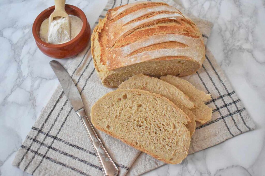 Prosty przepis na chleb z garnka