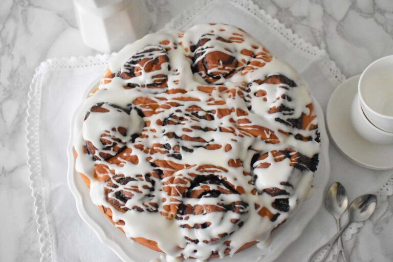 Przepis na drozdzowe bulki chocolate rolls