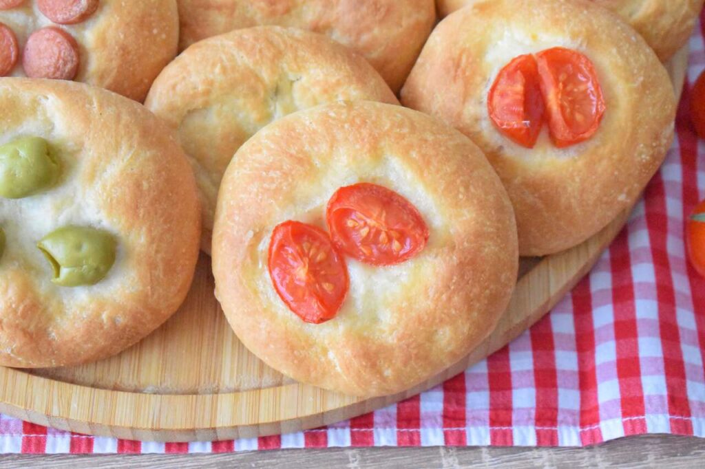 Focacce z pomidorkami