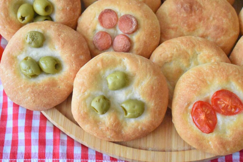 Puszyste mini focacce