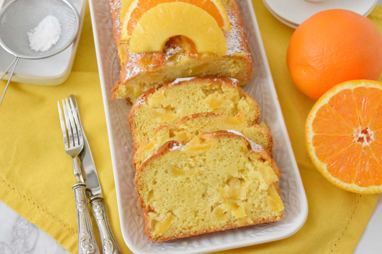 Przepis na puszyste ciasto ananasowe