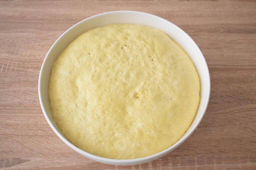 Ciasto na drozdzowe bulki