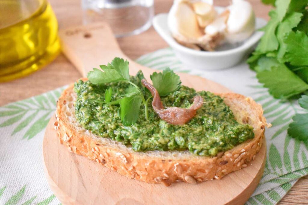Wloska bruschetta-z-salsa-verde