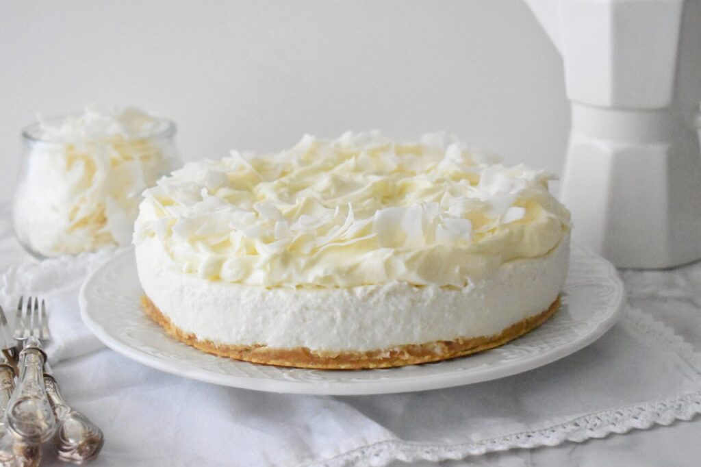 Cheesecake z kokosem bez pieczenia