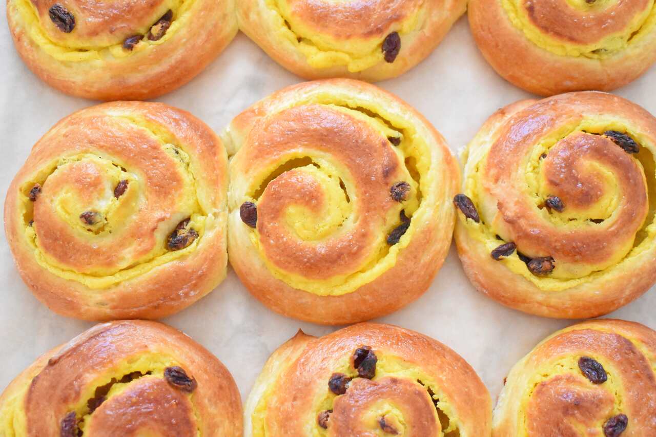 Slodkie slimaczki drozdozwe z kremem