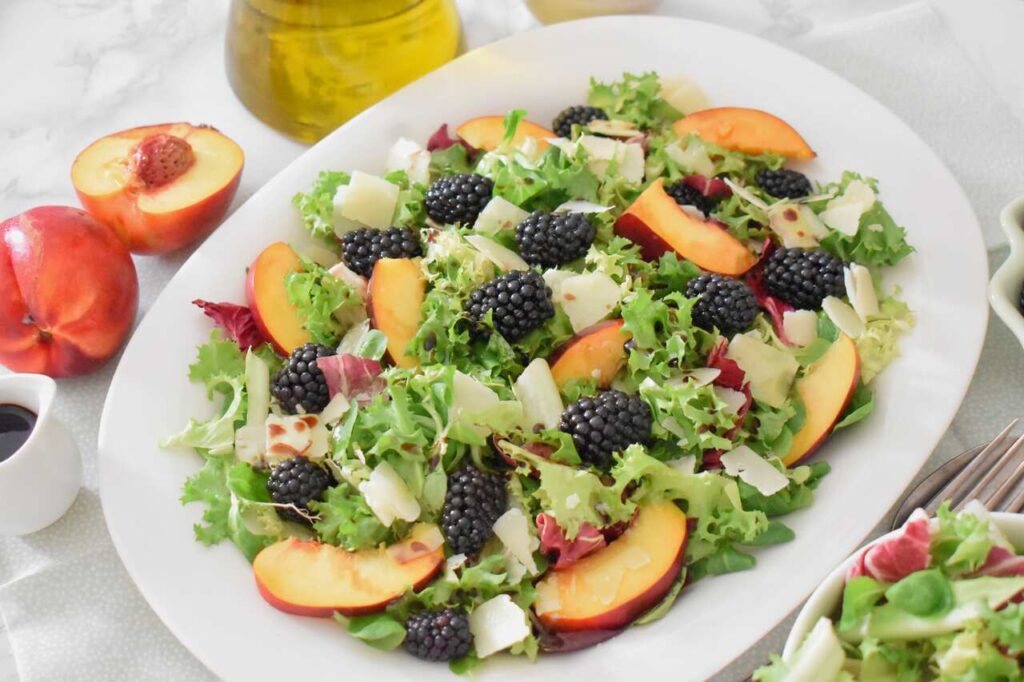 Prosty przepis na letnia salatke