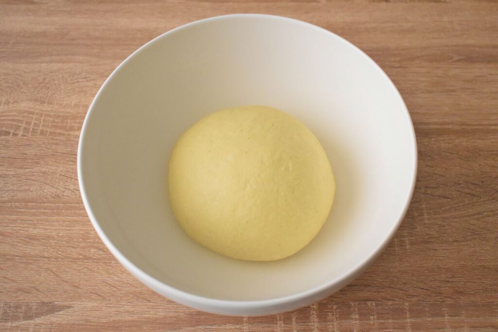 Slodkie drozdzowe ciasto
