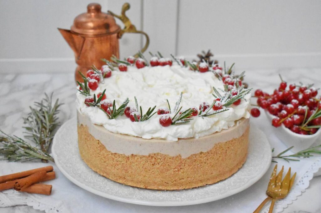 Sernik piernikowy bez pieczenia na szybko