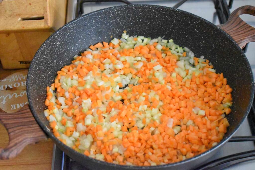 Wloskie soffritto do ragù