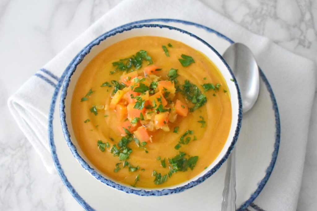 Przepis na rozgrzewajaca zupe krem