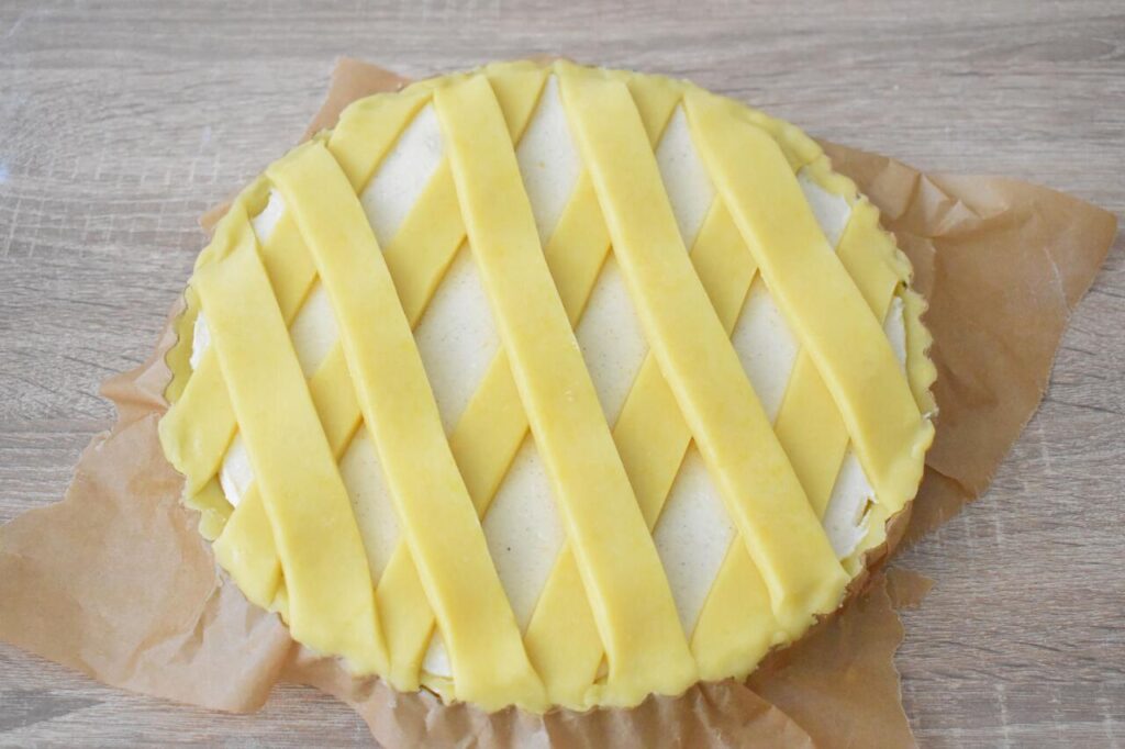 Tarta w kratke