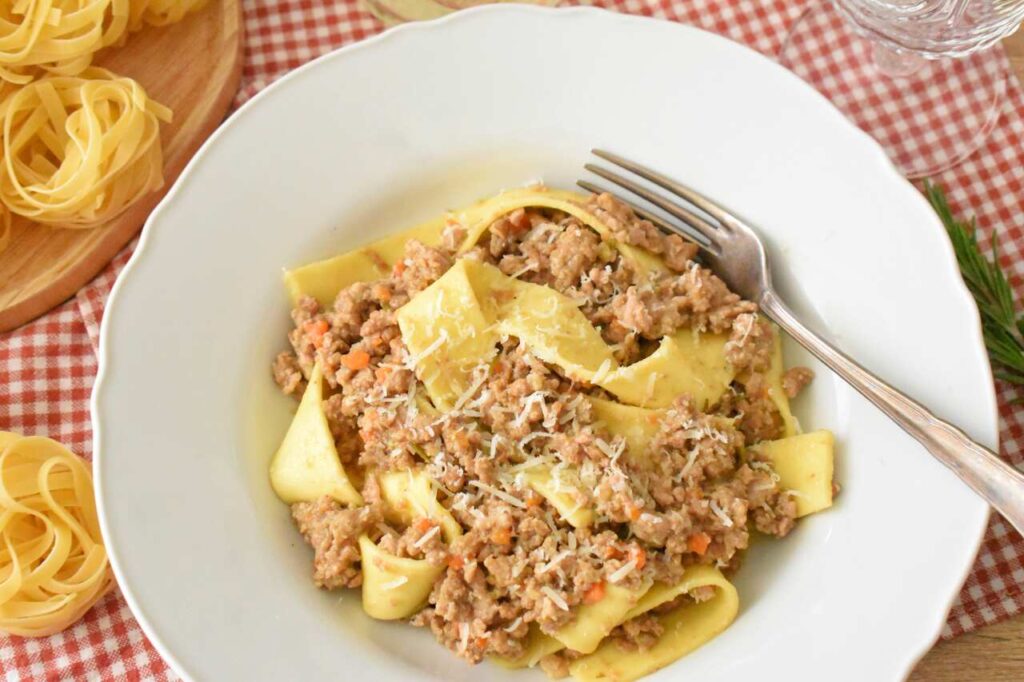 Wloskie ragu bianco bez pomidorow