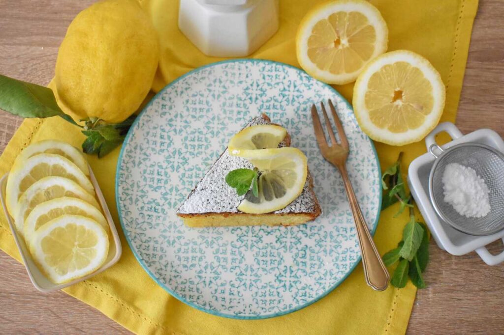 Cytrynowe ciasto z migdalami bez glutenu
