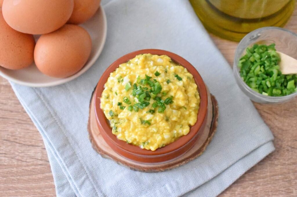 Wloski sos jajeczny bolzanski