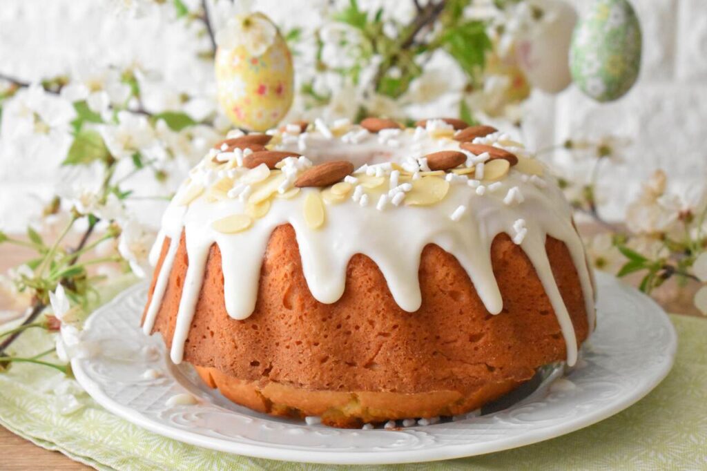 Wielkanocna babka migdalowa