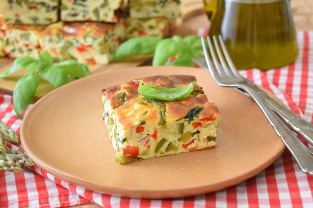 PIeczony wloski omlet z warzywami