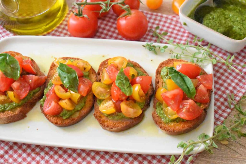 Kanapki bruschette z pesto