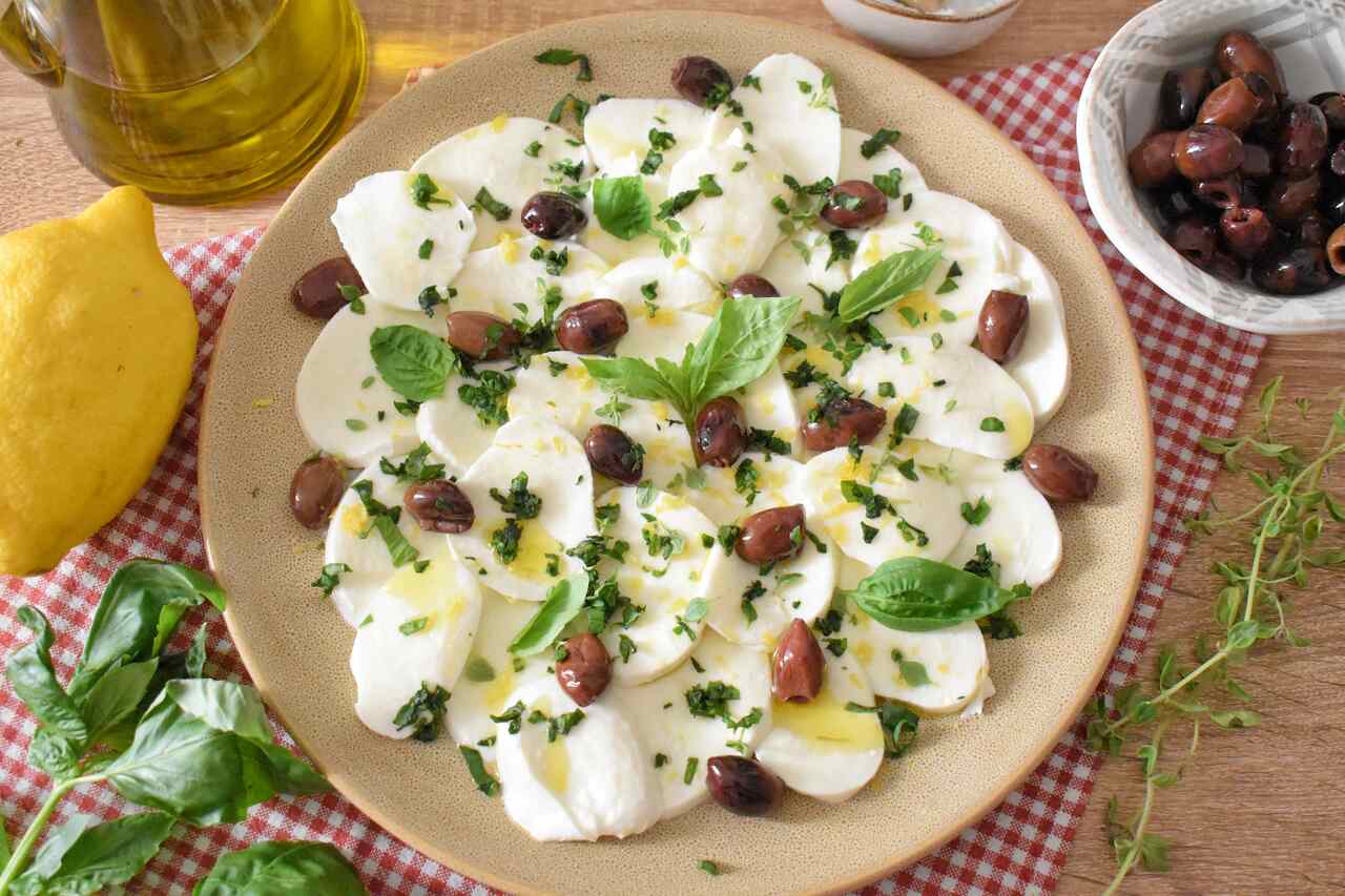 Marynowana mozzarella po liguryjsku