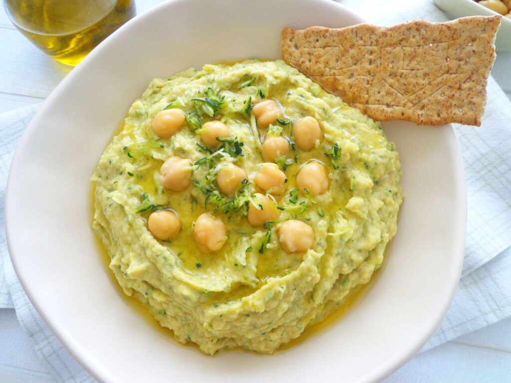 Przepis na hummus z cukinii
