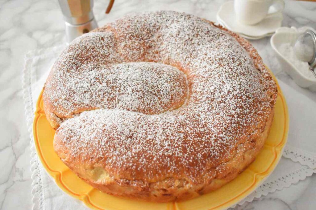 Przepis na cynamonowa drozdzowke