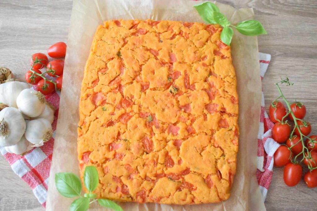 Pomidorowa focaccia sa costedda