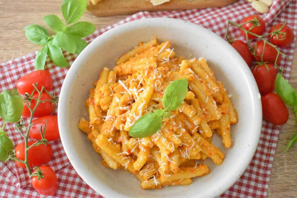 Makaron z pomidorowym pesto trapanese z sycylii